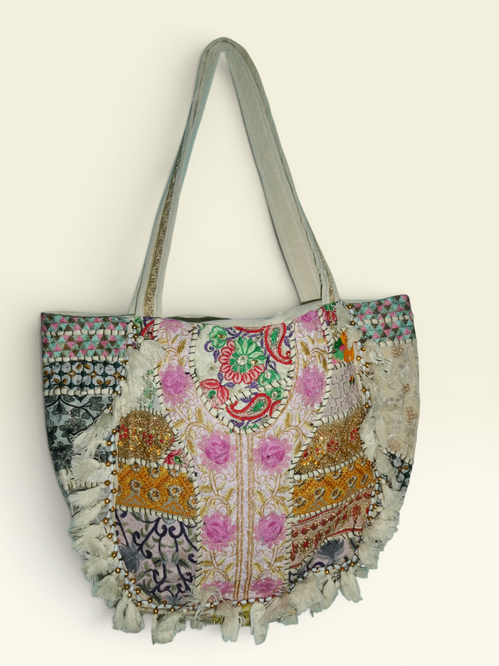 Tote Arena 02