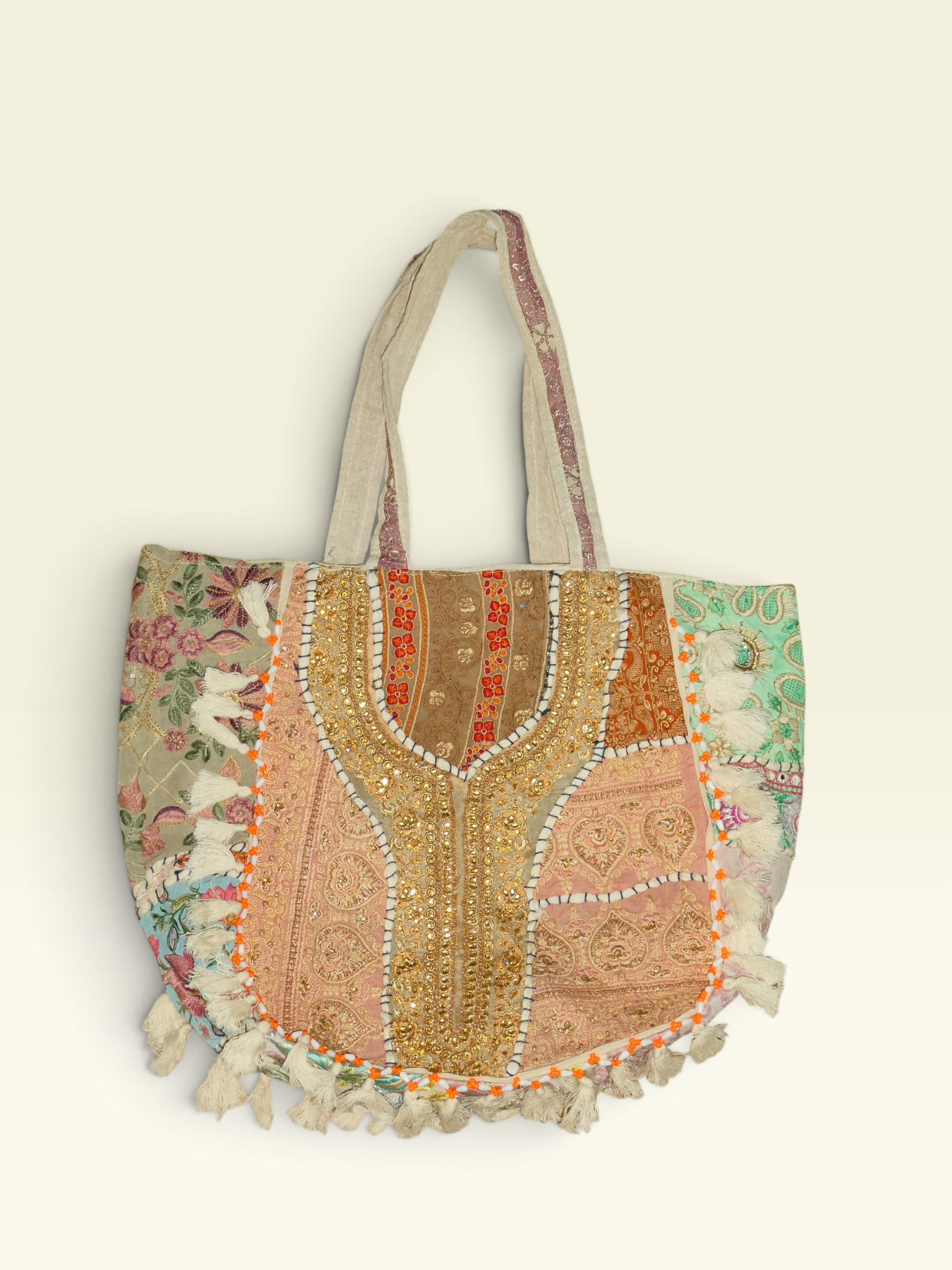 Tote Arena 04