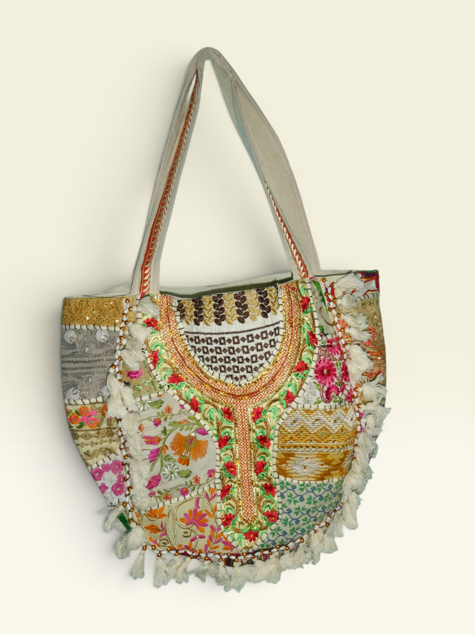 Tote Arena 01